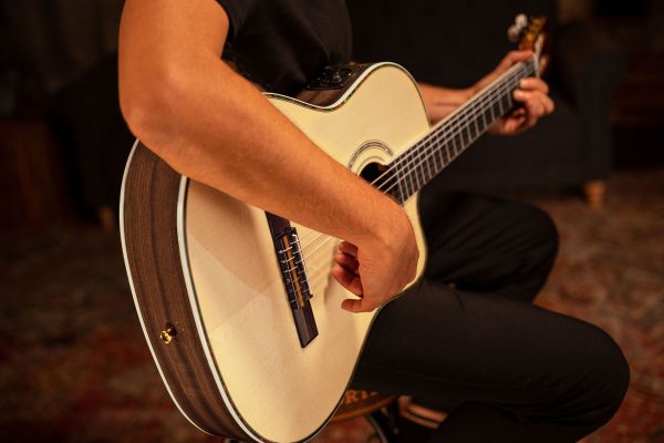 Ortega RCE145NT Thinline Klasična gitara sa torbom (SET) - Image 3