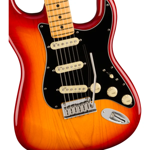 Fender American American Ultra Luxe Stratocaster, Maple Fingerb, Plasma Red Burst, Električna gitara - Image 3